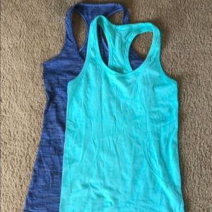 LULULEMON 2 racer back tank bundle 🌝